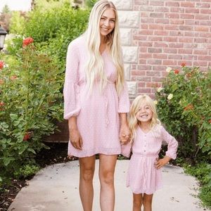 π NWT Womens Windsor Dot Dress (Bailey's Blossoms)